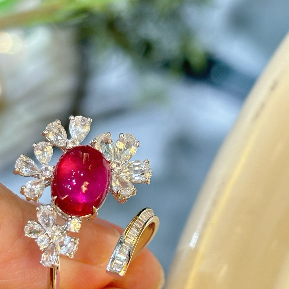 14k Gold 3.5 Ct Natural Tourmaline & Diamond & Sapphire Ring - 2