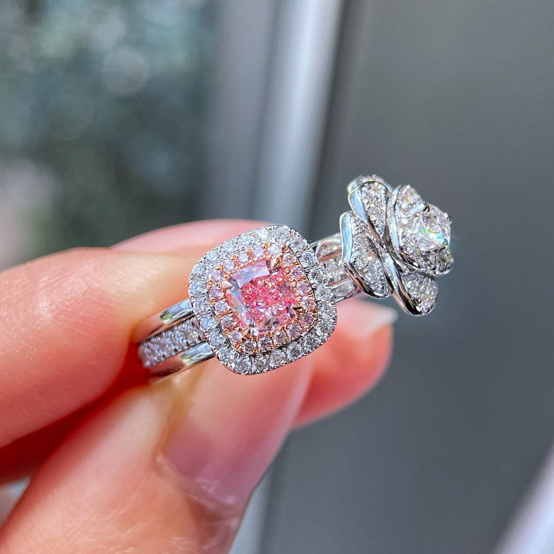Gia Certified 14k Gold 1.12 Ctw Natural Pink Diamond & Diamond Ring: Ref:231060173 // gold content:14k gold // ring size:7. 25us // // main gemstone:pink diamond // certified:gia // shape:cushion // carat weight:0. 5ct // clarity grade:si2 // color:pink // treatment:na