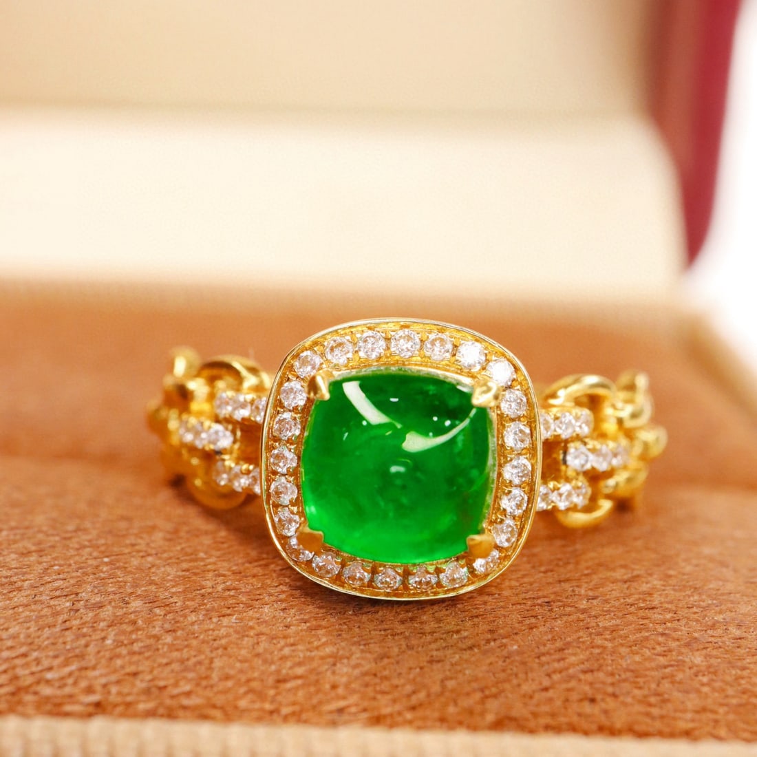 14k Gold 1.50 Ctw Vivid Green Natural Emerald & Diamond Ring - 2