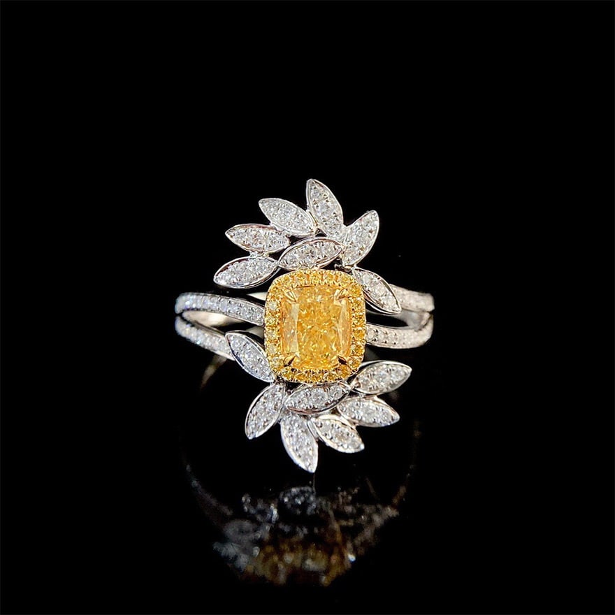 14k Gold 1.3 Ctw Natural Yellow Diamond & Diamond Ring: Ref:231060232 // gold content:14k gold // ring size:7. 25us // // main gemstone:yellow diamond // shape:cushion // carat weight:0. 8ct // color:yellow // treatment:natural // // adjacent gemstone