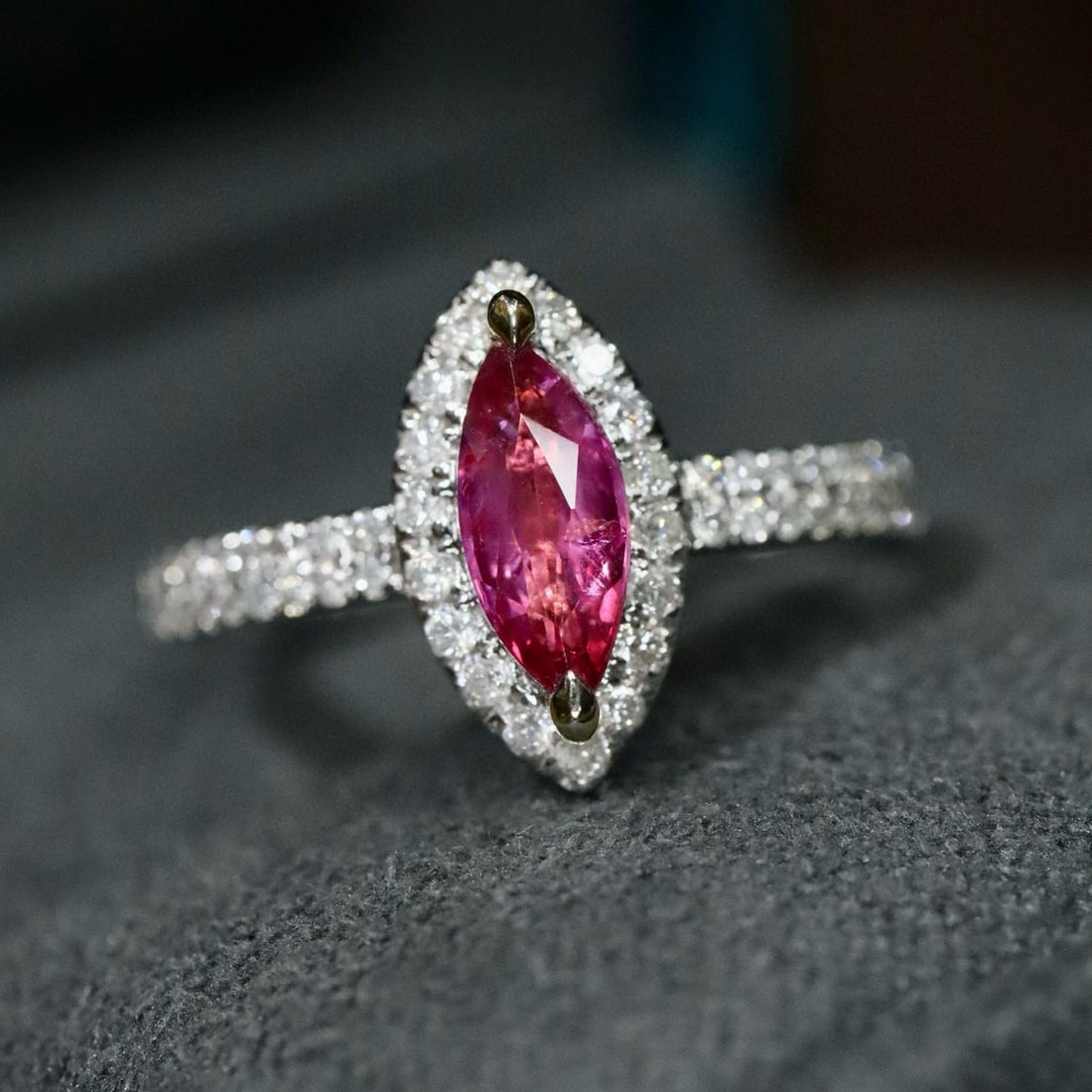 14k Gold 0.82 Ctw Natural Padparadscha Sapphire & Diamond Ring: Ref:231060240 // gold content:14k gold // ring size:7. 25us // // main gemstone:padparadscha sapphire // shape:marquise // carat weight:0. 59ct // color:orangish pink // treatment:natural // // adjace