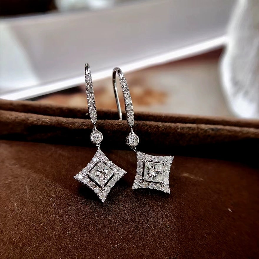 14k Gold 0.87 Ctw Natural H Diamond Earrings - 2