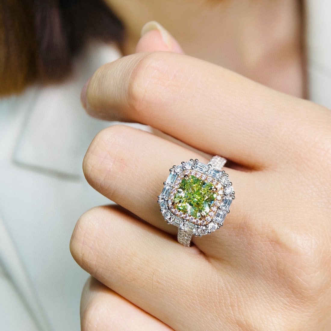 Gia Certified 14k Gold 2.99 Ctw Natural Green Diamond & Diamond Ring - 2