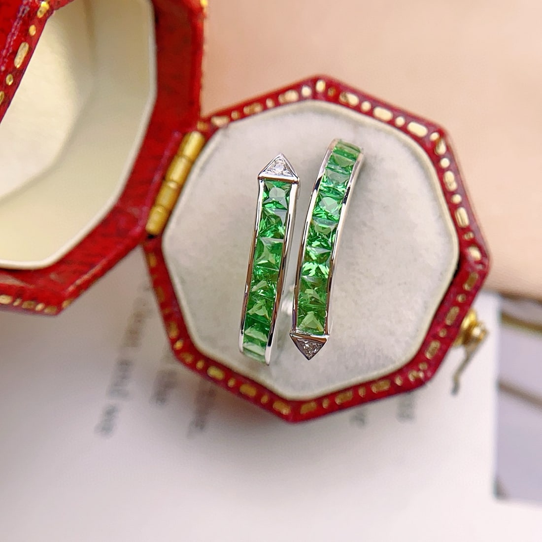 14k Gold 1.80 Ct Natural Tsavorite & Diamond Ring - 4