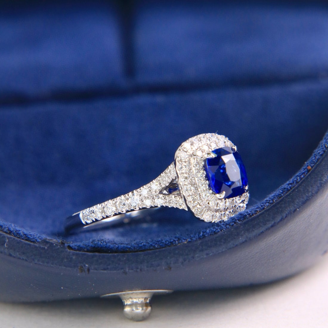 14k Gold 1.55 Ctw Natural Sapphire & Diamond Ring - 2