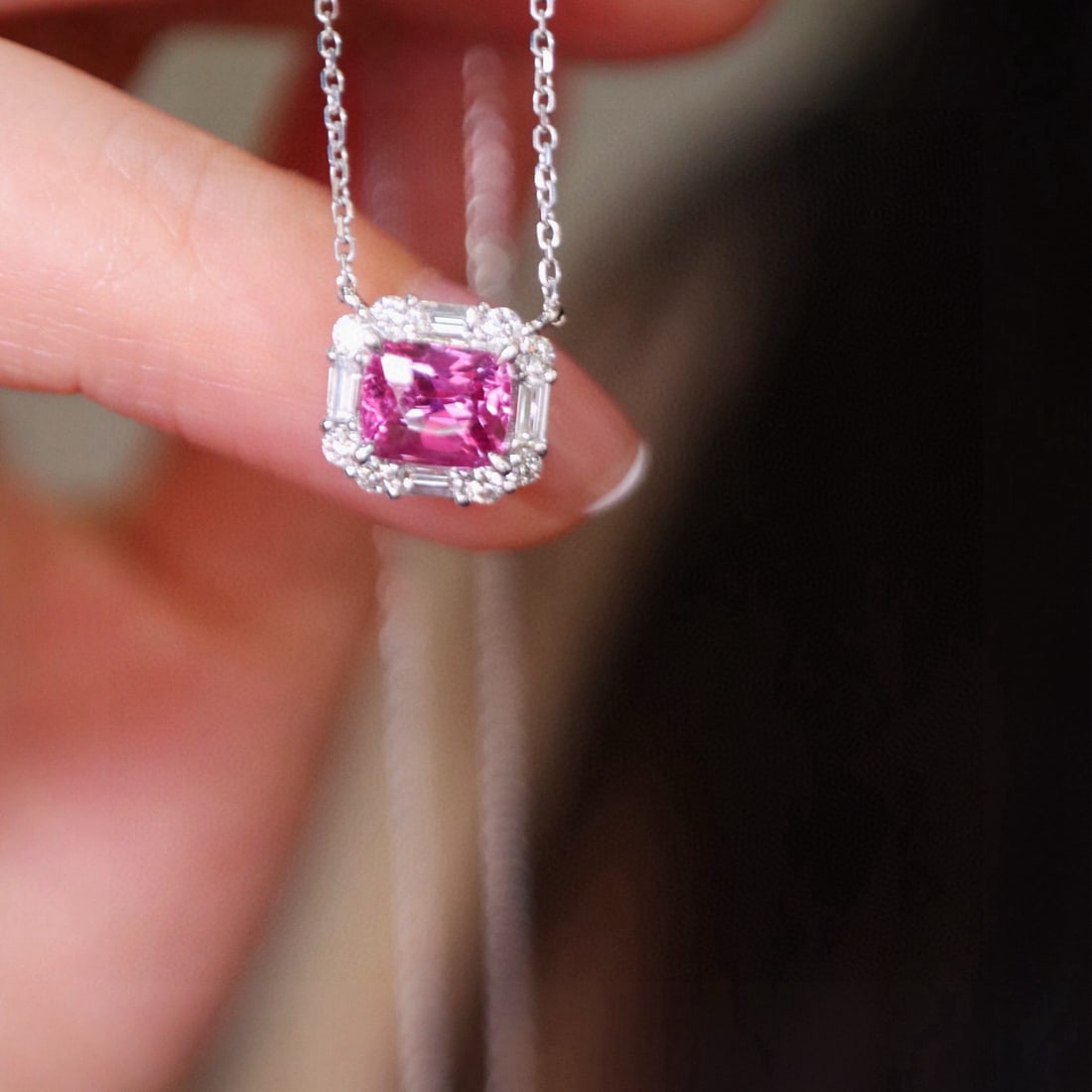 14k Gold 1.50 Ctw Natural Padparadscha Sapphire & Diamond Necklace: Ref:231060323 // gold content:14k gold // main gemstone:padparadscha sapphire // shape:cushion // carat weight:1. 09ct // color:orangish pink // treatment:natural // // adjacent gemstone 2 :