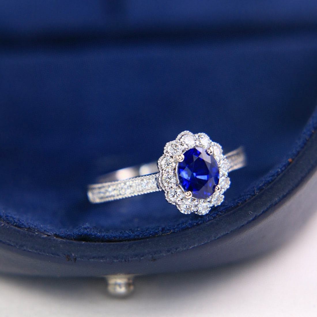 14k Gold 1.39 Ctw Natural Sapphire & Diamond Ring - 3