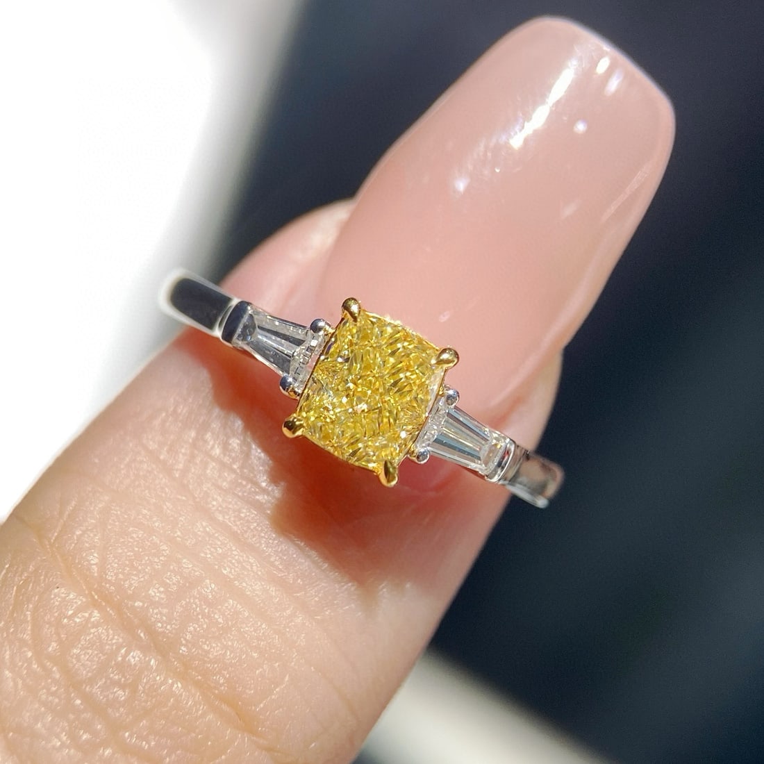 14k Gold 1.29 Ctw Natural Yellow Diamond & Diamond Ring - 3
