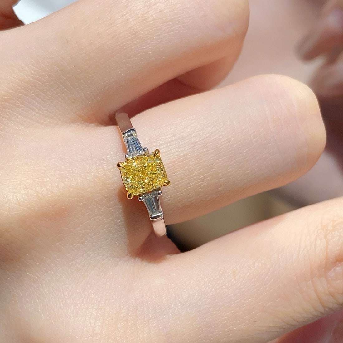 14k Gold 1.29 Ctw Natural Yellow Diamond & Diamond Ring - 4