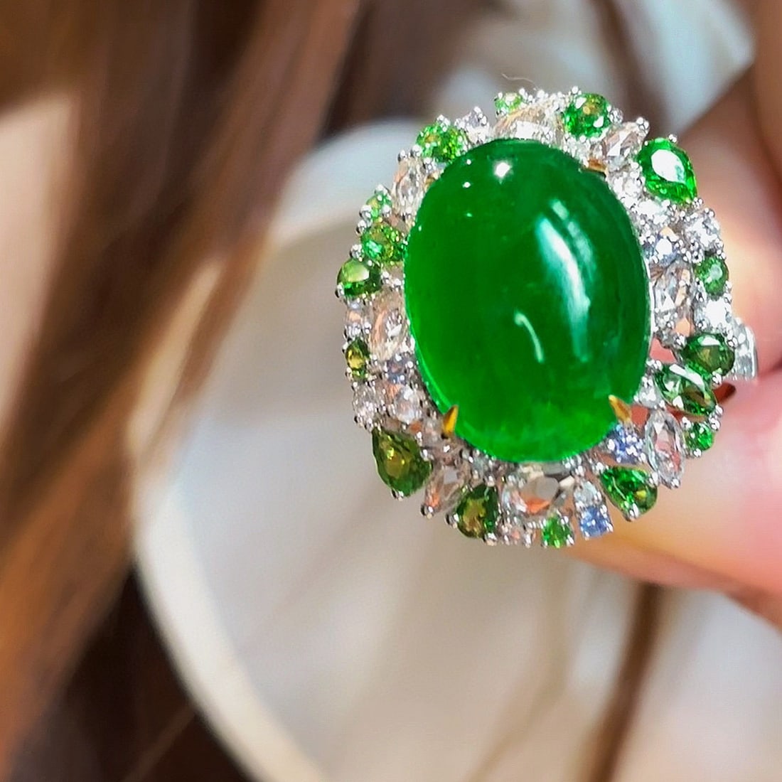 14k Gold 8.45 Ct Natural Emerald & Diamond & Tsavorite Ring - 4