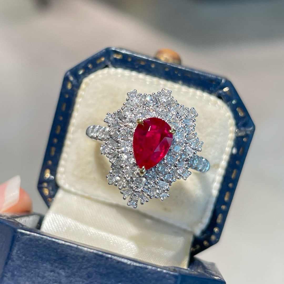 14k Gold 1.10 Ct Natural Ruby & Diamond Ring: Ref:231060388 // gold content:14k gold // ring size:7. 25us // // main gemstone:ruby // shape:pear // carat weight:1. 10ct // color:pigeonblood red // treatment:natural // // adjacent gemstone 2 : dia