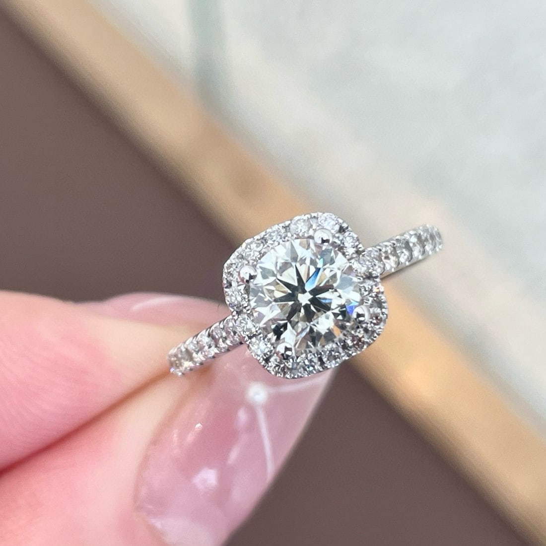 14k Gold 1.41 Ctw Natural H Diamond Ring: Ref:231060395 // gold content:14k gold // ring size:7. 25us // // main gemstone:diamond // shape:round // carat weight:1. 02ct // clarity grade:vs-si // color:h // treatment:natural // cut grade:g