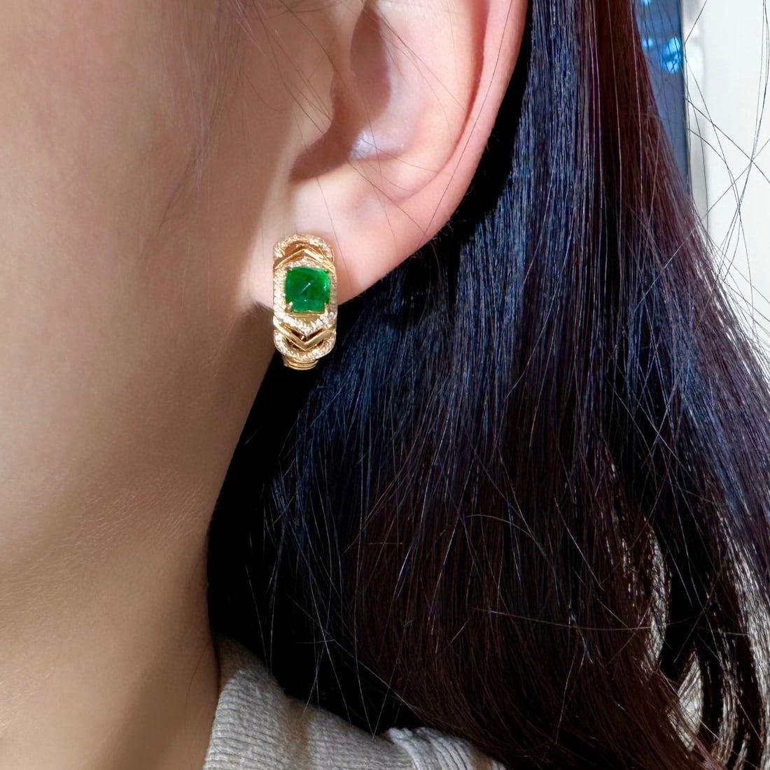 14k Gold 2.19 Ctw Vivid Green Natural Emerald & Diamond Earrings - 2