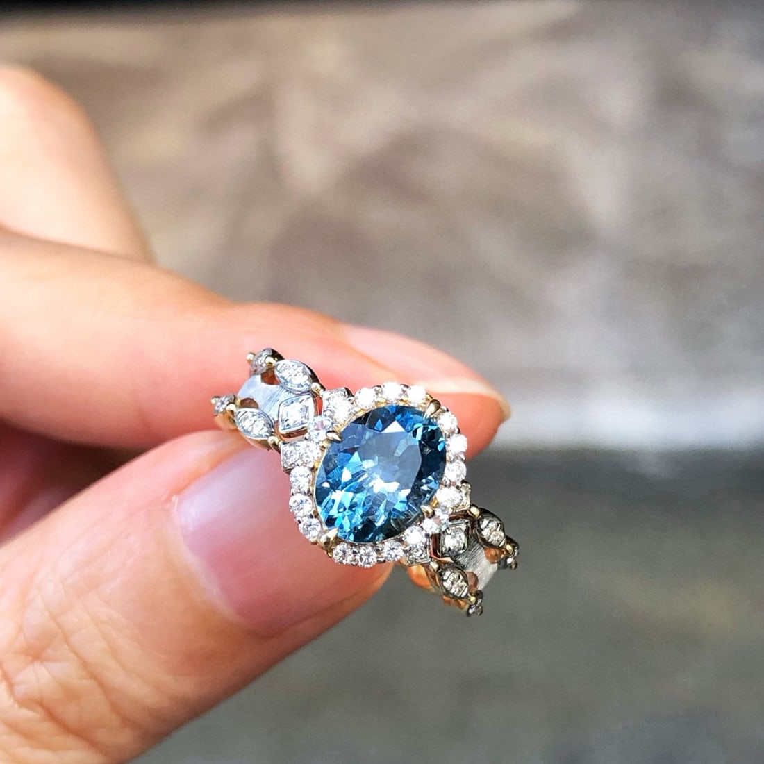 14k Gold 1.48 Ctw Natural Aquamarine & Diamond Ring - 4