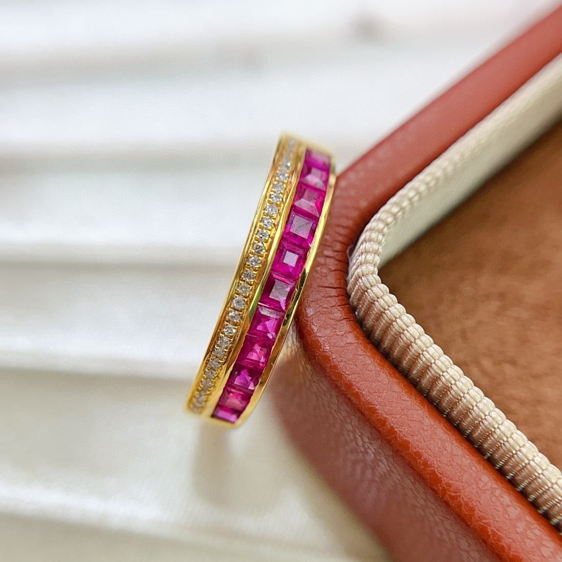 14k Gold 1.10 Ct Natural Ruby & Diamond Ring - 4