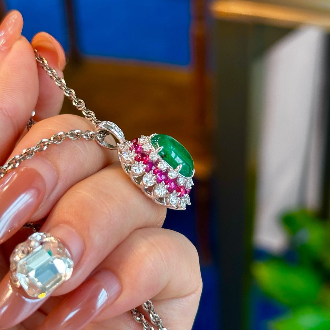 14k Gold 4.90 Ctw Vivid Green Natural Emerald & Diamond Pendant( Without Chain ) - 5