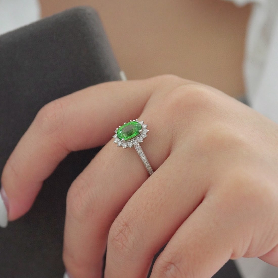 14k Gold 1.92 Ctw Natural Tsavorite & Diamond Ring - 3