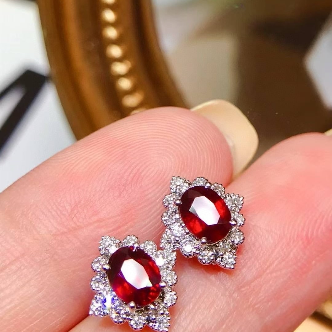 14k Gold 1.56 Ctw Natural Ruby & Diamond Earrings - 4