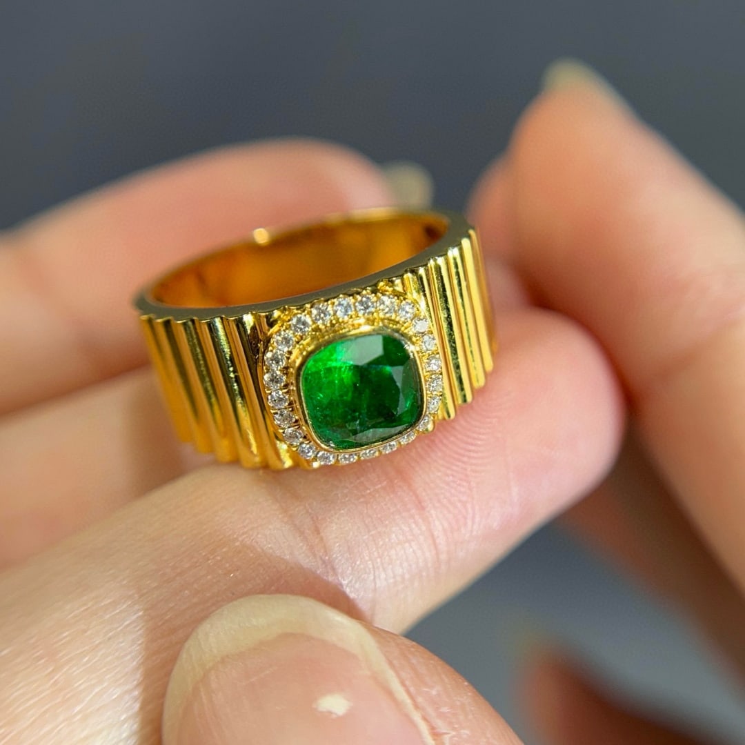 14k Gold 1.17 Ctw Vivid Green Natural Emerald & Diamond Ring - 5