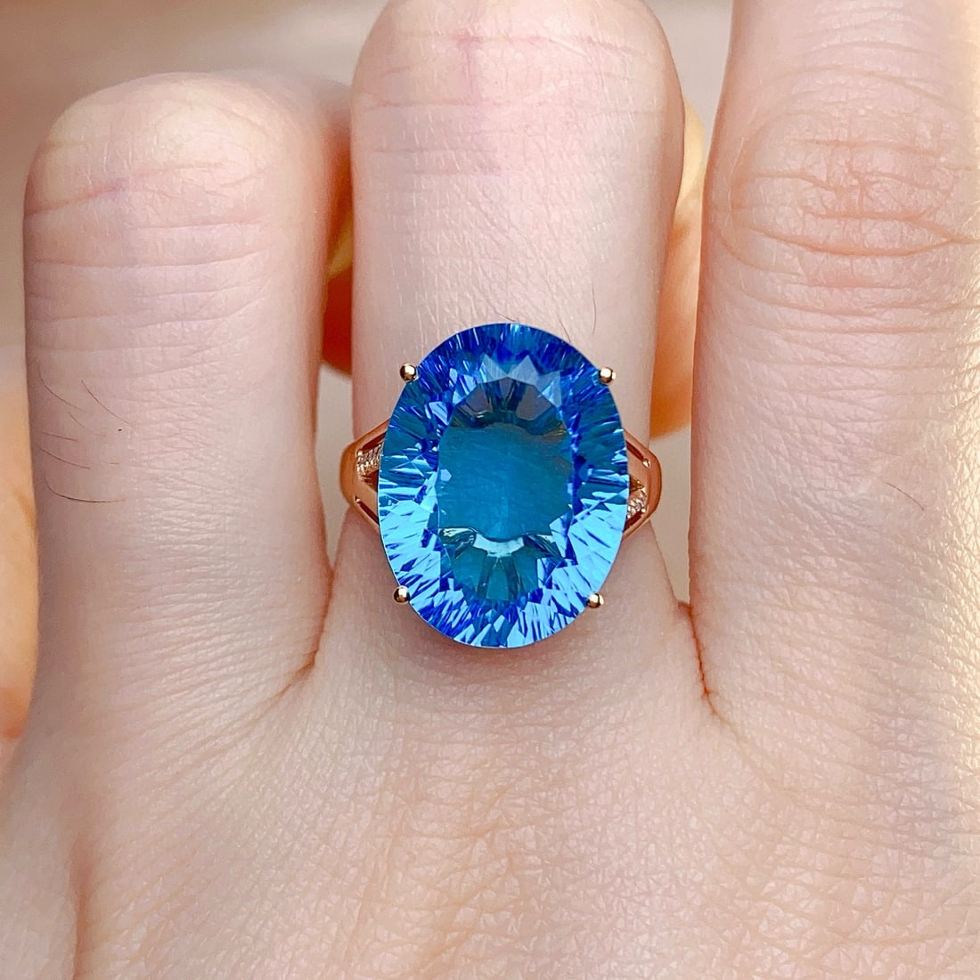 14k Gold 11.8 Ct Natural Topaz & Diamond Ring - 6