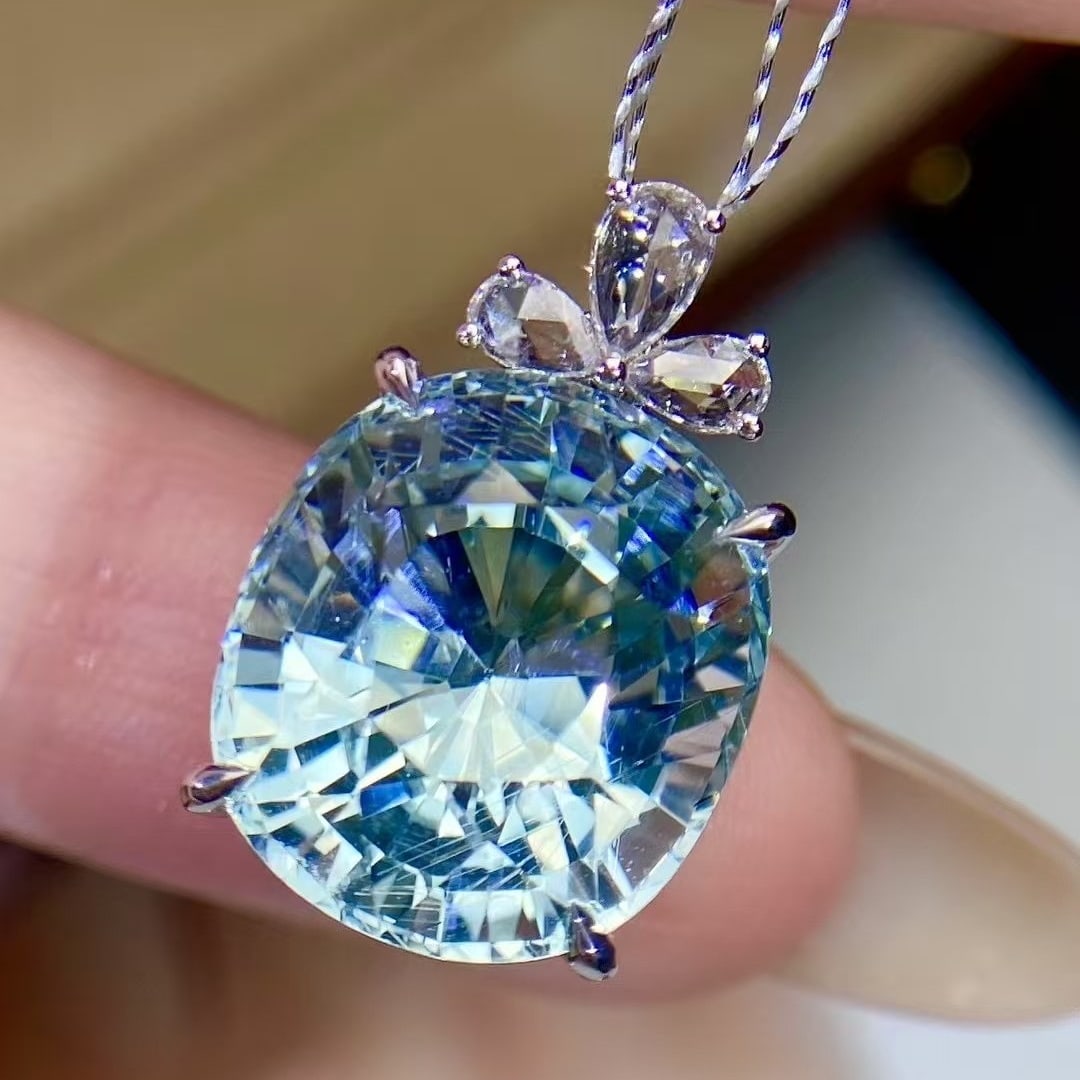 14k Gold 12.12 Ctw Natural Aquamarine & Diamond Pendant( Without Chain ) - 3