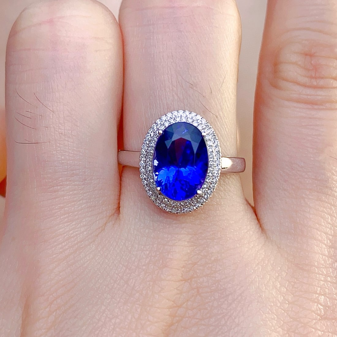 14k Gold 2.85 Ct Natural Tanzanite & Diamond Ring - 4