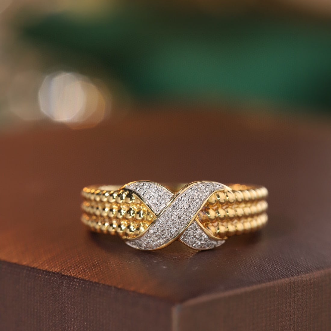 14k Gold 0.1 Ct Natural H Diamond Ring: Ref:231061086 // gold content:14k gold // ring size:7. 25us // // main gemstone:diamond // shape:round // carat weight:0. 1ct // clarity grade:vs-si // color:h // treatment:natural // cut grade:g