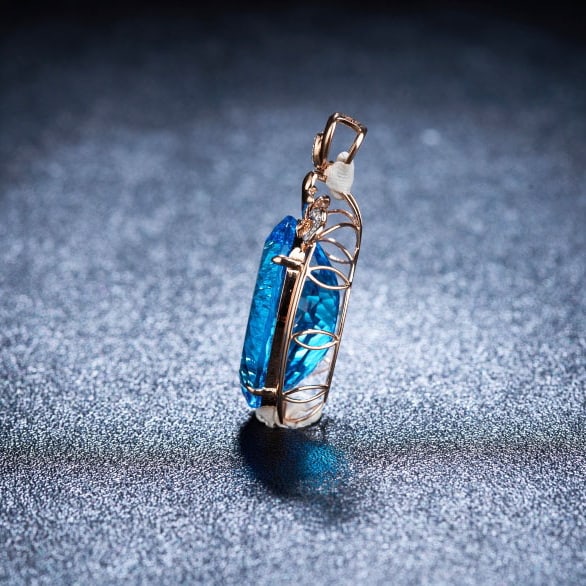 14k Gold 20.25 Ct Natural Topaz & Diamond Pendant( Without Chain ) - 4