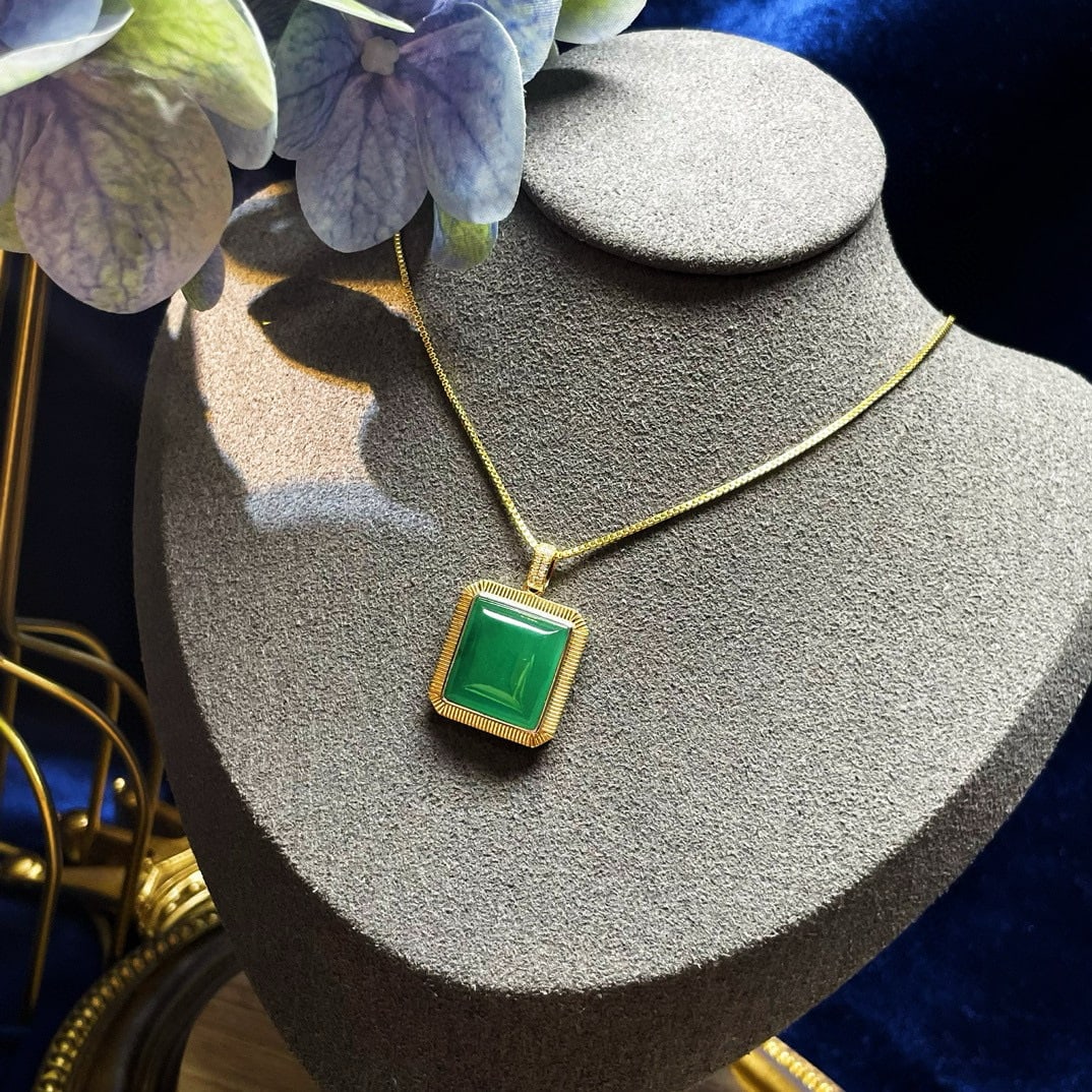 14k Gold 9.83 Ctw Natural Emerald & Diamond Pendant( Without Chain ) - 4