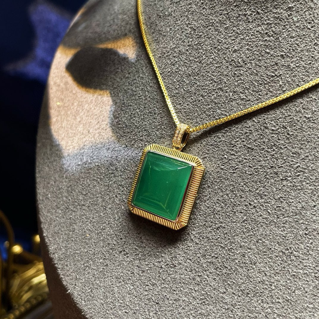 14k Gold 9.83 Ctw Natural Emerald & Diamond Pendant( Without Chain ) - 5