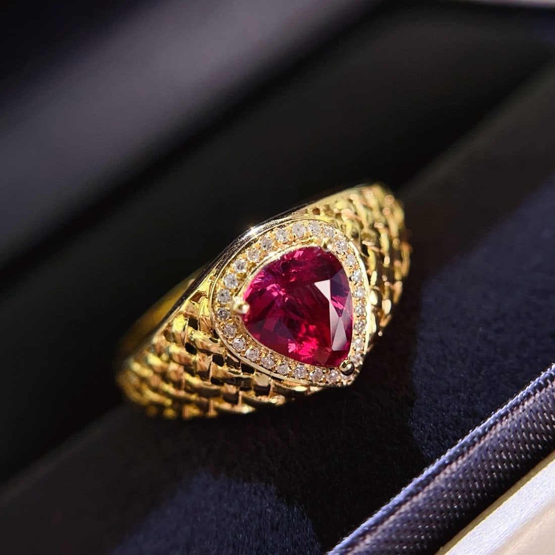 14k Gold 1.15 Ct Natural Ruby & Diamond Ring - 4