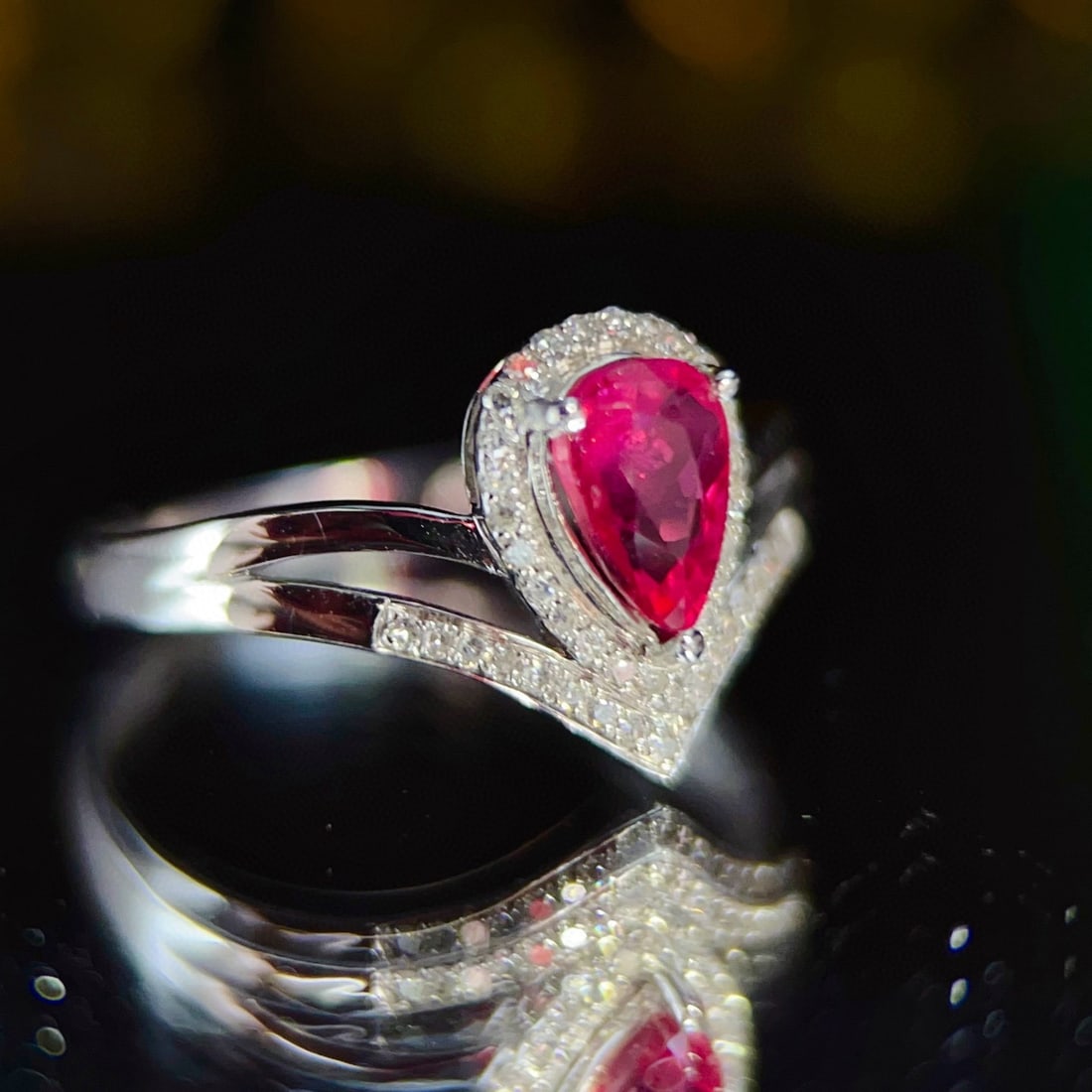 14k Gold 0.85 Ct Natural Ruby & Diamond Ring - 5