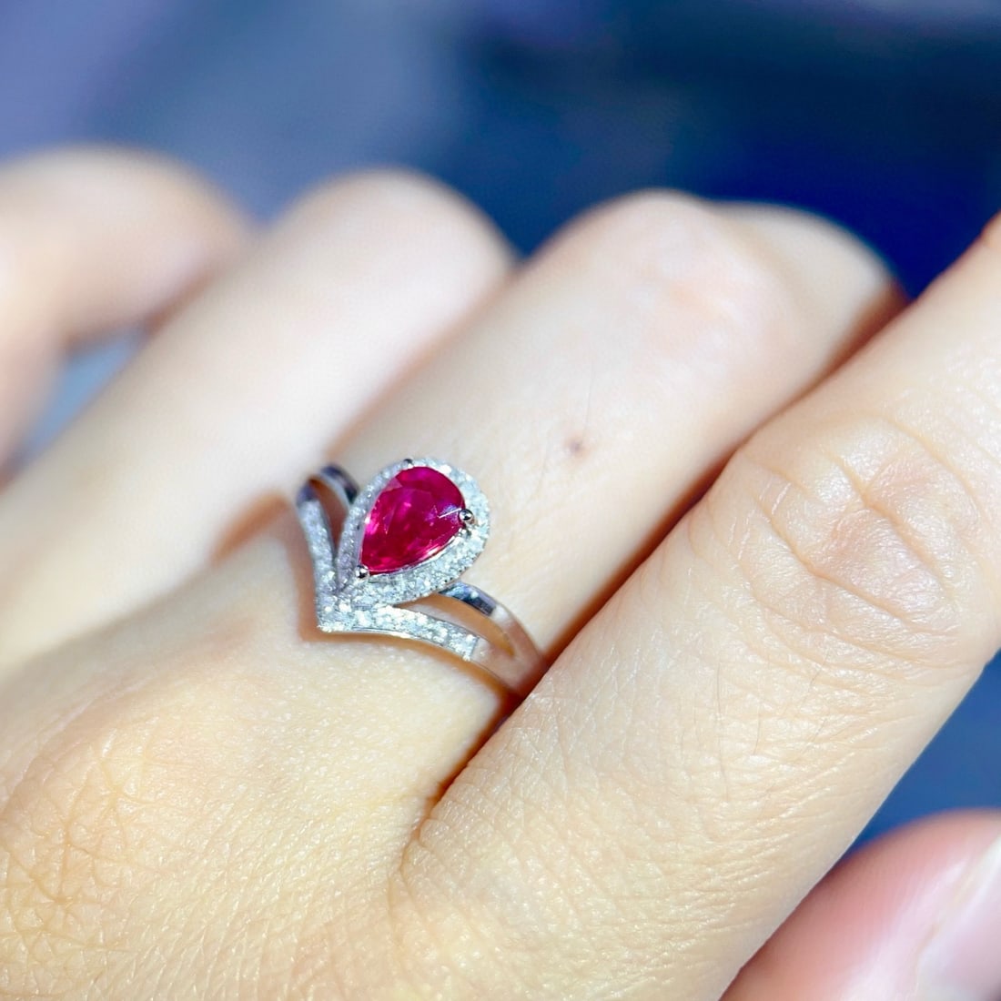 14k Gold 0.85 Ct Natural Ruby & Diamond Ring - 6