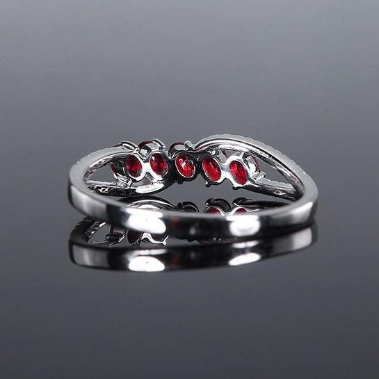 14k Gold 0.62 Ctw Natural Ruby & Diamond Ring - 4