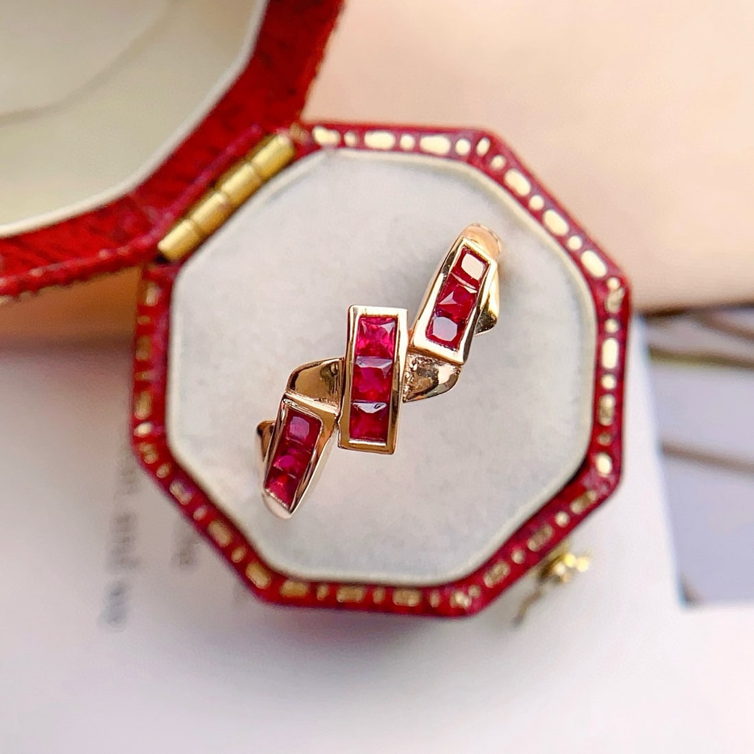 14k Gold 0.80 Ct Natural Ruby Ring - 5