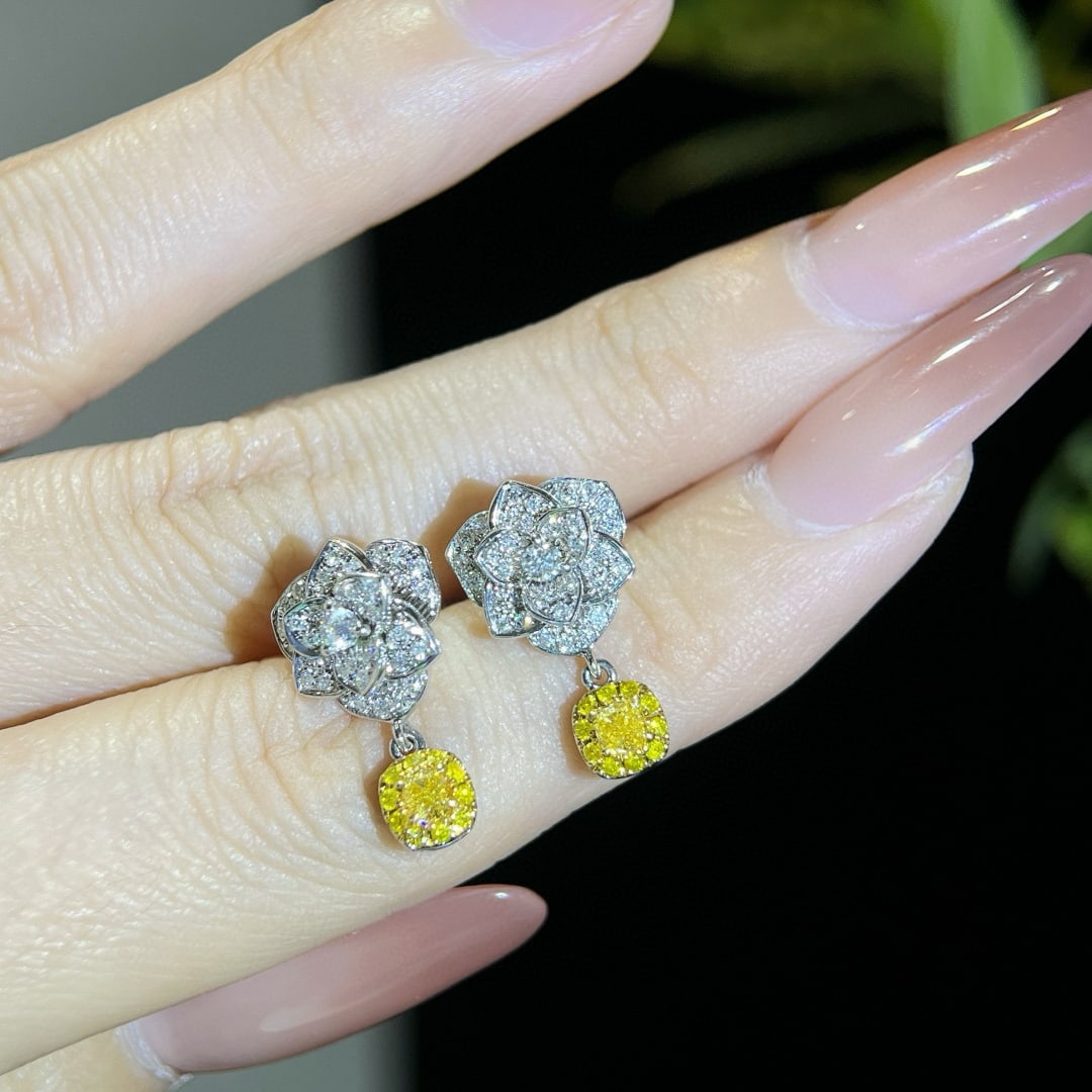 14k Gold 0.76 Ctw Natural Yellow Diamond & Diamond Earrings - 3