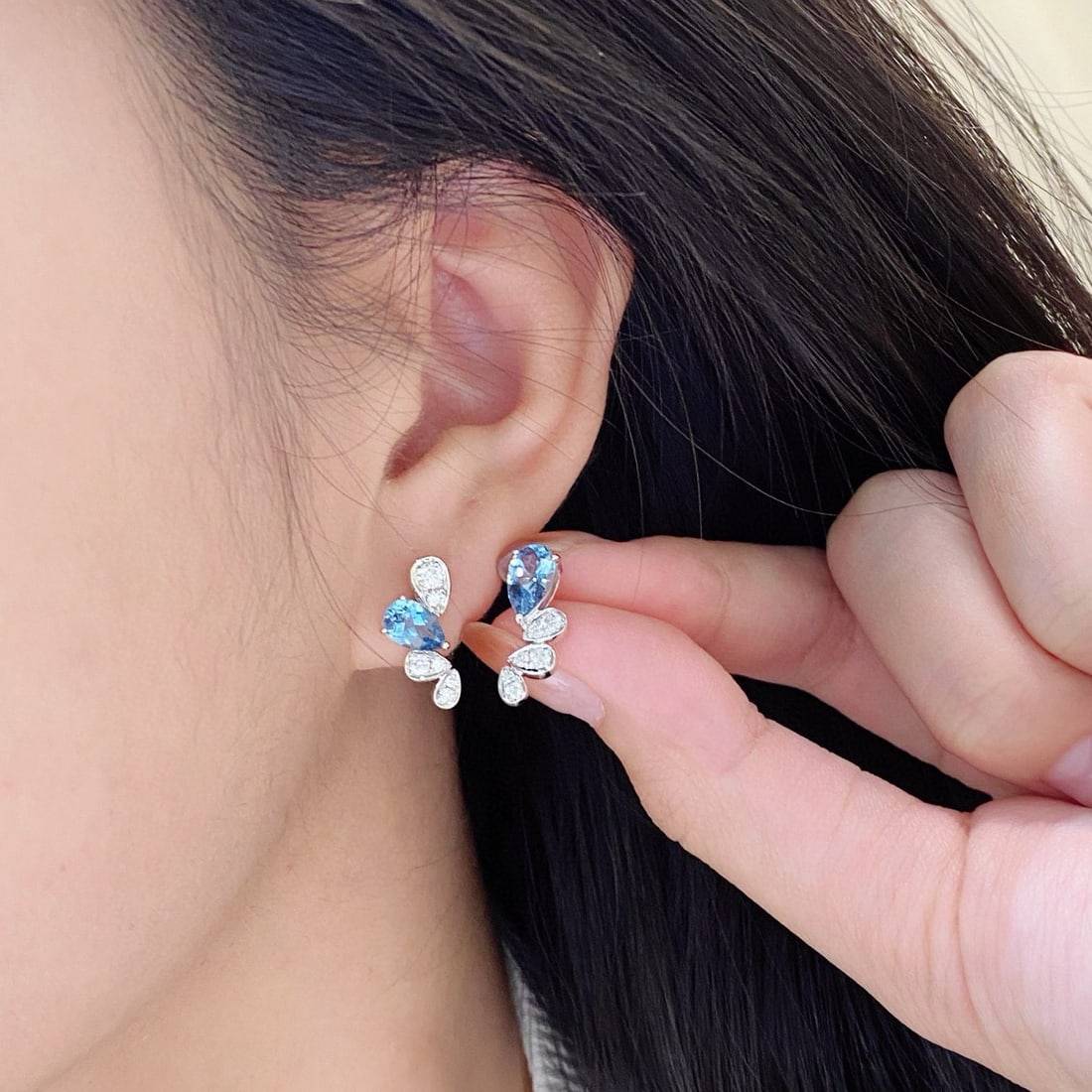 14k Gold 1.62 Ctw Natural Aquamarine & Diamond Earrings - 3