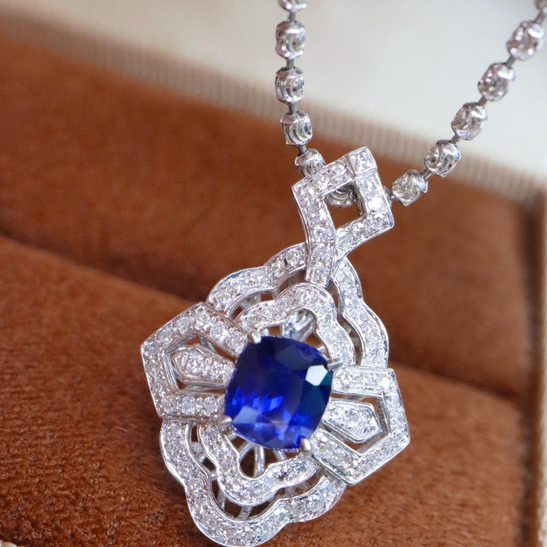 14k Gold 1.38 Ctw Natural Sapphire & Diamond Pendant( Without Chain ): Ref:231062134 // gold content:14k gold // main gemstone:sapphire // shape:cushion // carat weight:1. 08ct // color:royal blue // treatment:natural // // adjacent gemstone 2 : diamond // shape:round //