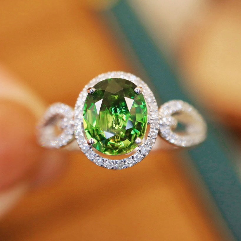 14k Gold 1.73 Ctw Natural Sapphire & Diamond Ring: Ref:231062154 // gold content:14k gold // ring size:7. 25us // // main gemstone:sapphire // shape:oval // carat weight:1. 52ct // color:green // treatment:natural // // adjacent gemstone 2 :