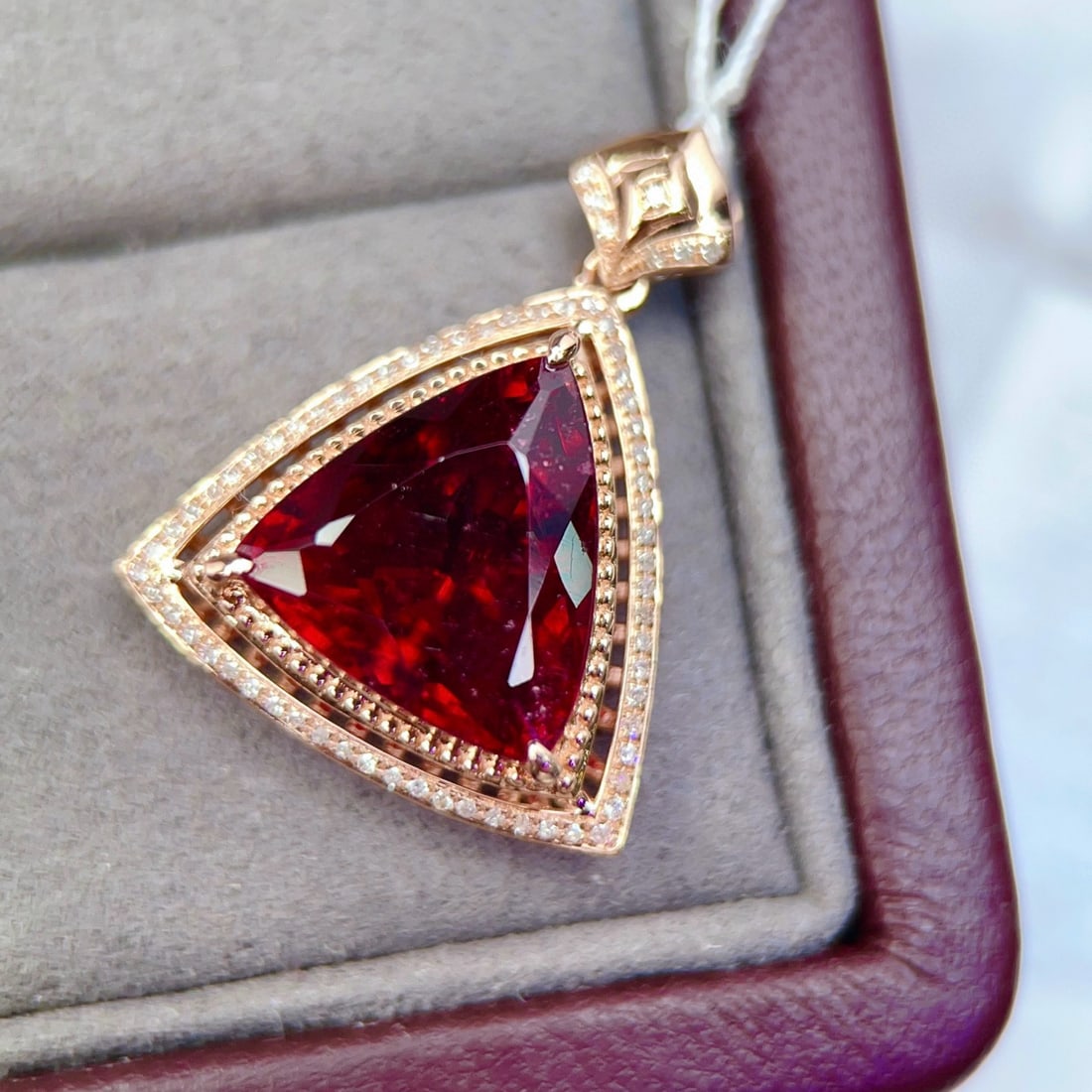 14k Gold 7.35 Ct Natural Tourmaline & Diamond Pendant( Without Chain ): Ref:231062168 // gold content:14k gold // main gemstone:tourmaline // shape:triangle // carat weight:7. 35ct // color:red // treatment:natural // // adjacent gemstone 2 : diamond // number of