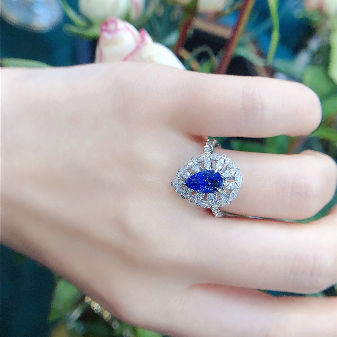 14k Gold 3.45 Ctw Natural Sapphire & Diamond Ring - 6