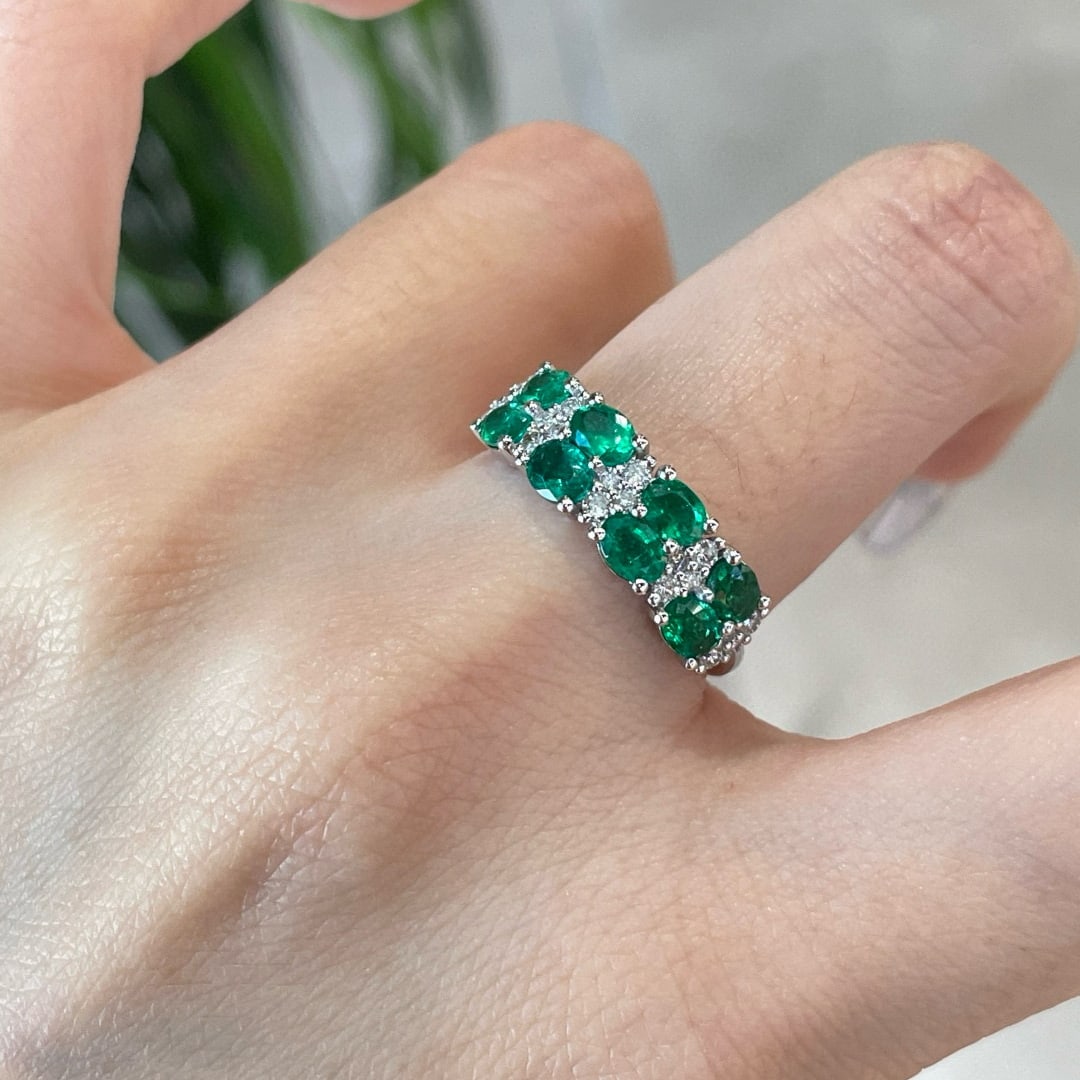 14k Gold 1.2 Ct Vivid Green Natural Emerald & Diamond Ring - 6