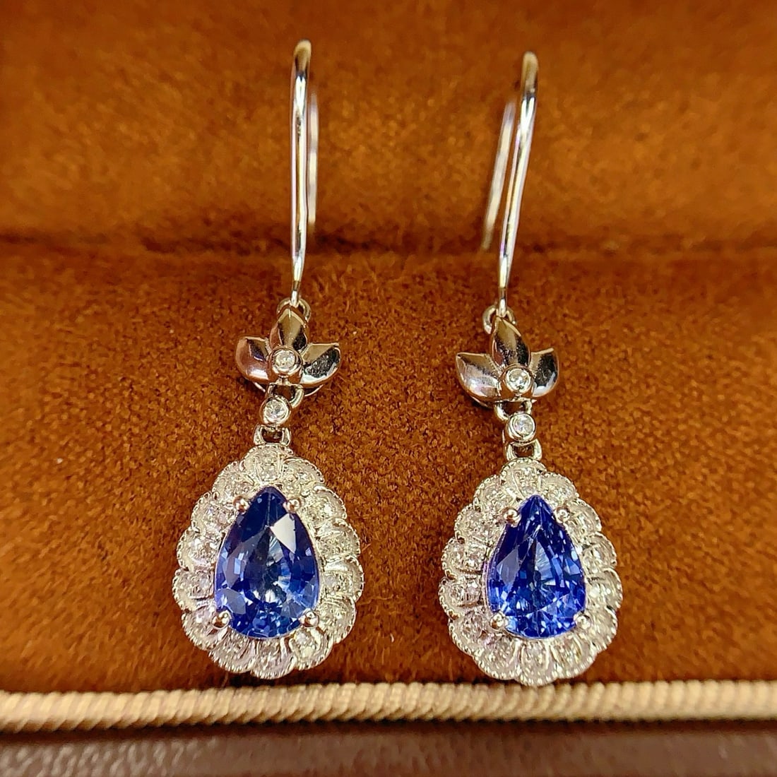 14k Gold 2.4 Ct Natural Sapphire & Diamond Earrings - 5