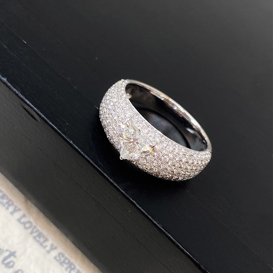 14k Gold 2.1 Ctw Natural H Diamond Ring: Ref:231062288 // gold content:14k gold // ring size:7. 25us // // main gemstone:diamond // shape:heart // carat weight:0. 6ct // clarity grade:vs-si // color:h // treatment:natural // // adjacent