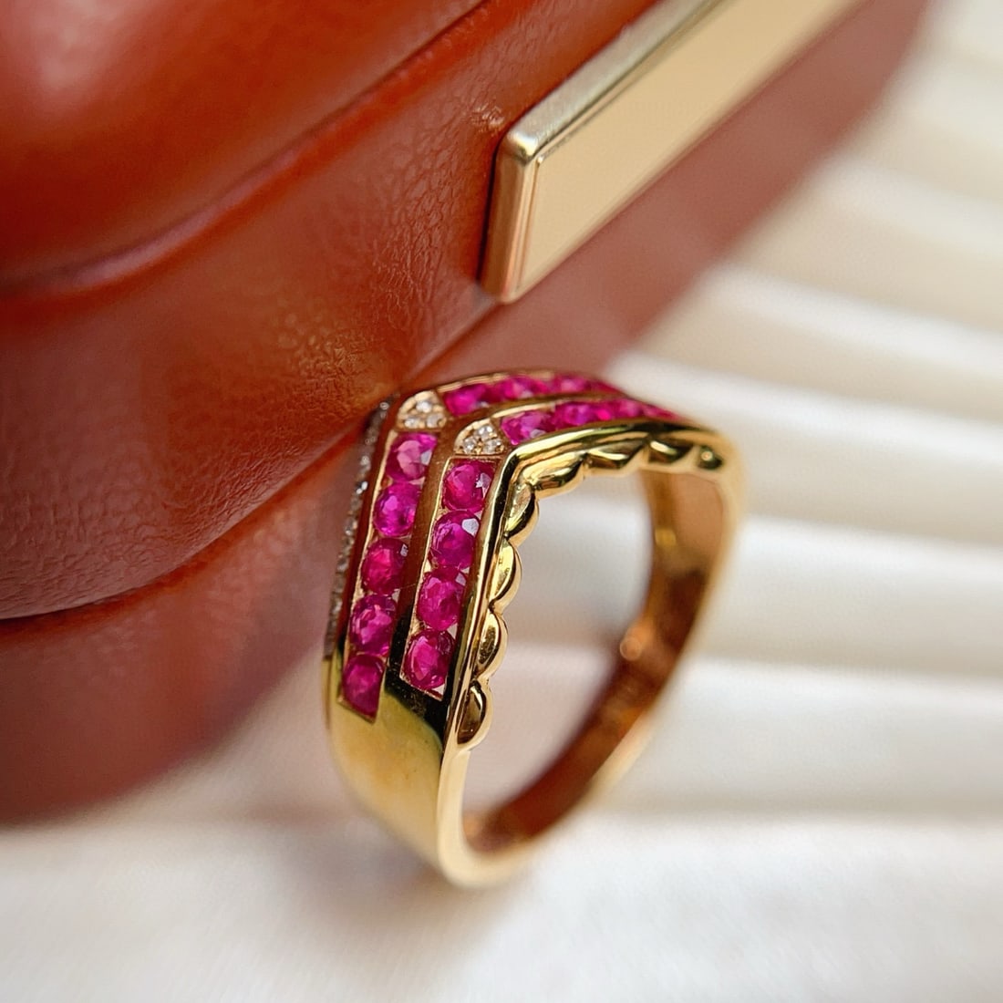 14k Gold 1.80 Ct Natural Ruby & Diamond Ring - 2