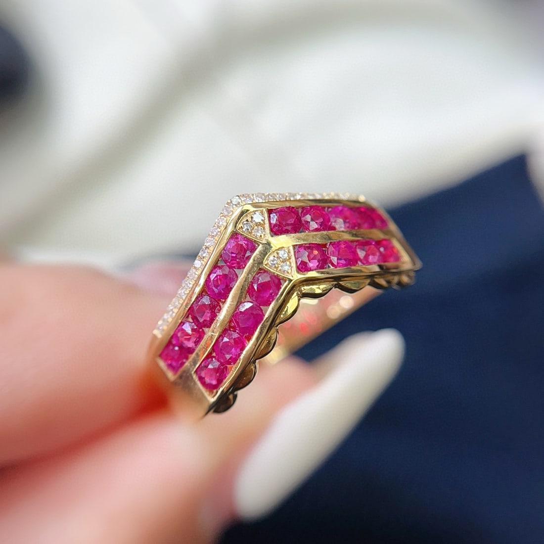 14k Gold 1.80 Ct Natural Ruby & Diamond Ring - 4