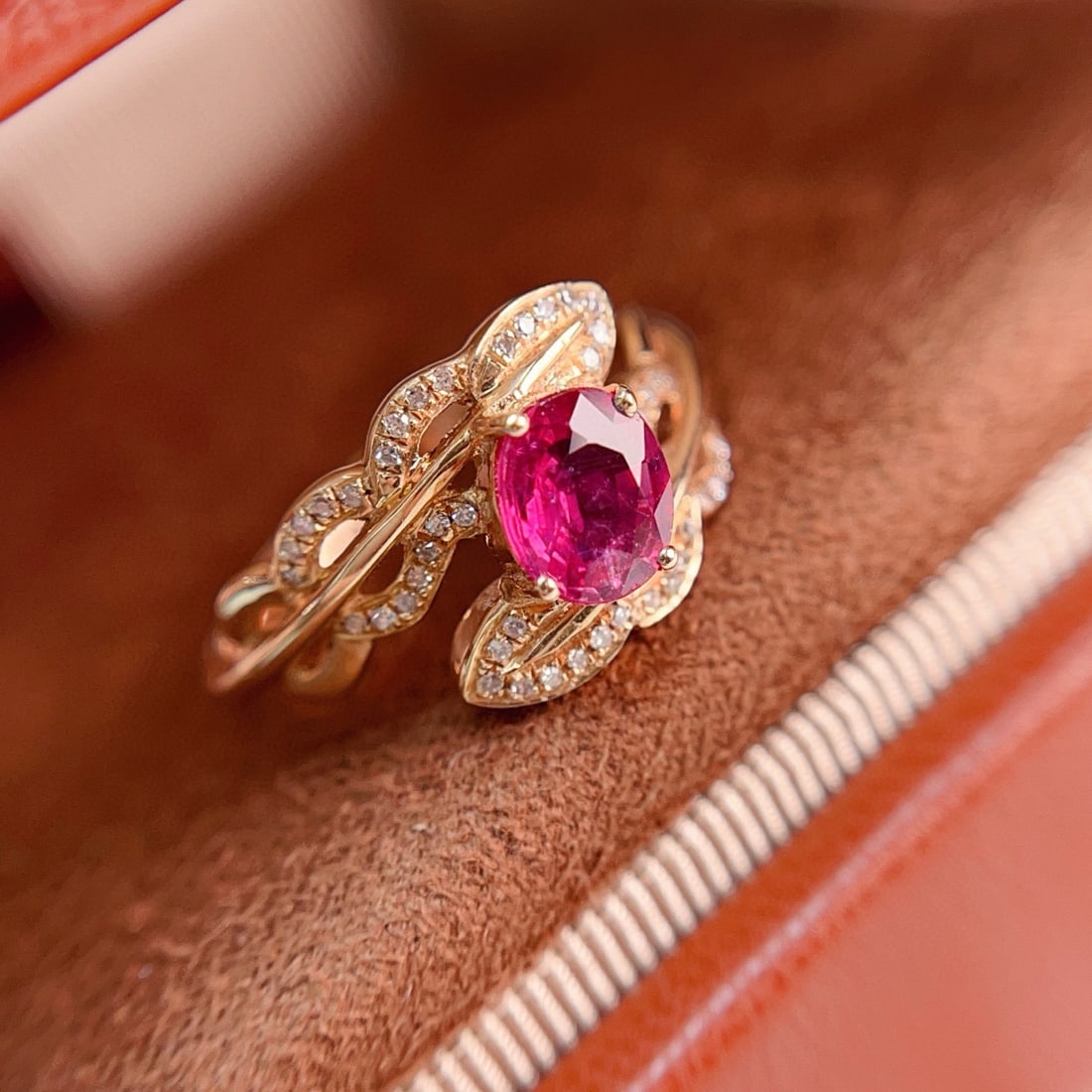 14k Gold 1.03 Ct Natural Ruby & Diamond Ring - 6