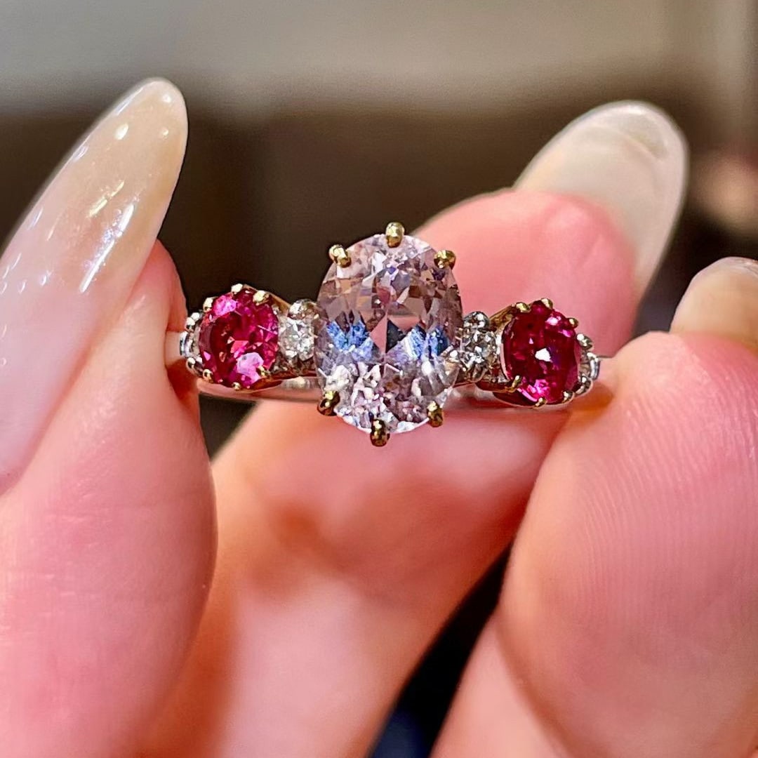 14k Gold 1.80 Ctw Natural Apatite & Tourmaline Ring: Ref:231062333 // gold content:14k gold // ring size:7. 25us // // main gemstone:apatite // shape:oval // carat weight:1. 30ct // color:pink // treatment:natural // // adjacent gemstone 2 :