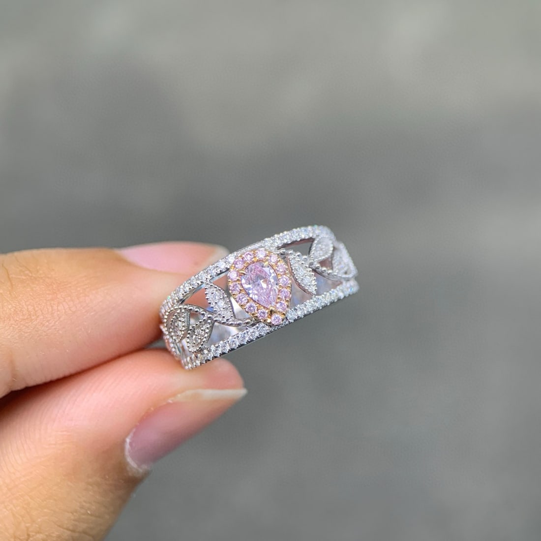 14k Gold 0.55 Ctw Natural Pink Diamond & Diamond Ring - 7