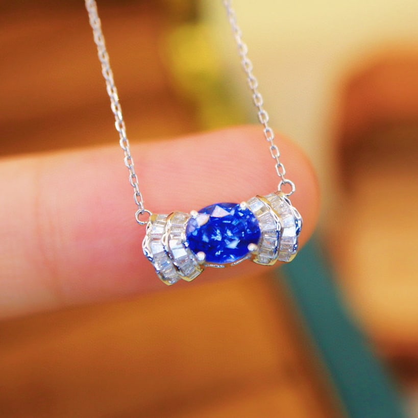 14k Gold 1.21 Ctw Natural Sapphire & Diamond Necklace: Ref:231062344 // gold content:14k gold // main gemstone:sapphire // shape:oval // carat weight:1. 00ct // color:blue // treatment:natural // // adjacent gemstone 2 : diamond // number of stones:36
